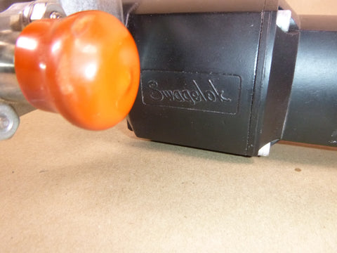 SWAGELOK 133SR Series Pneumatic Spring Return Actuator With 3/4" Sanitary Valves | Industrial MRO Replacement Parts, Manufacturing Machine Parts & Components, Heavy Equipment Parts Supplier