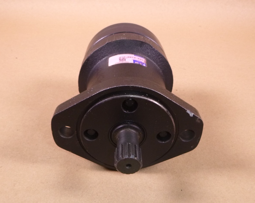103-2100-012 Char-Lynn Cast Iron 2 Bolt Hydraulic Motor Spline Shaft | Industrial Electric Motors, Pumps & Parts
