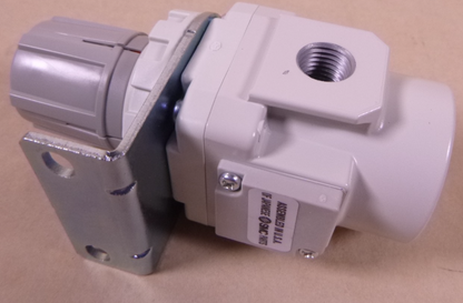 NEW SMC AC30-GAT005 Pneumatic Regulator 0-150 PSI 0-1MPa 1/4"NPT
