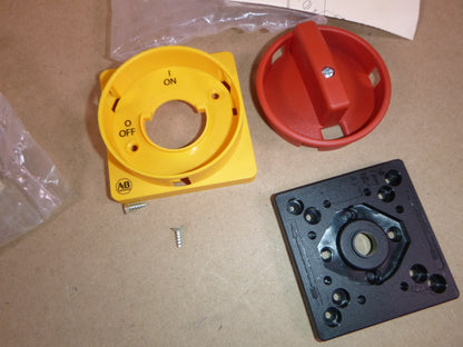 194L-HE6N-175 Ser. B Allen Bradley Control and Load Switch Actuator (Lot of 2) | Electrical MRO Replacement Parts &amp; Components and Commercial Electrical Supplies Company