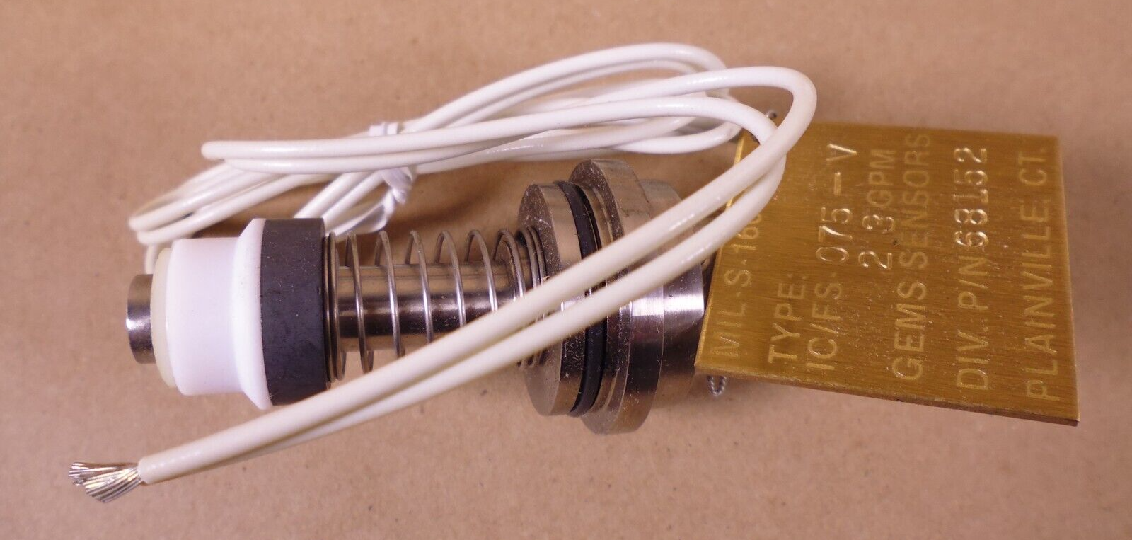 Gems Sensors 68152 Valve Bonnet FS-200 FS-400 Series Shuttle-Type Flow Switch | Industrial MRO Replacement Parts, Manufacturing Machine Parts &amp; Components, Heavy Equipment Parts Supplier