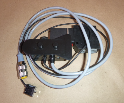 CRUZcontrol Logic Assembly E0001901A Sick 7028481 Photo Electric Sensor 24 Volt