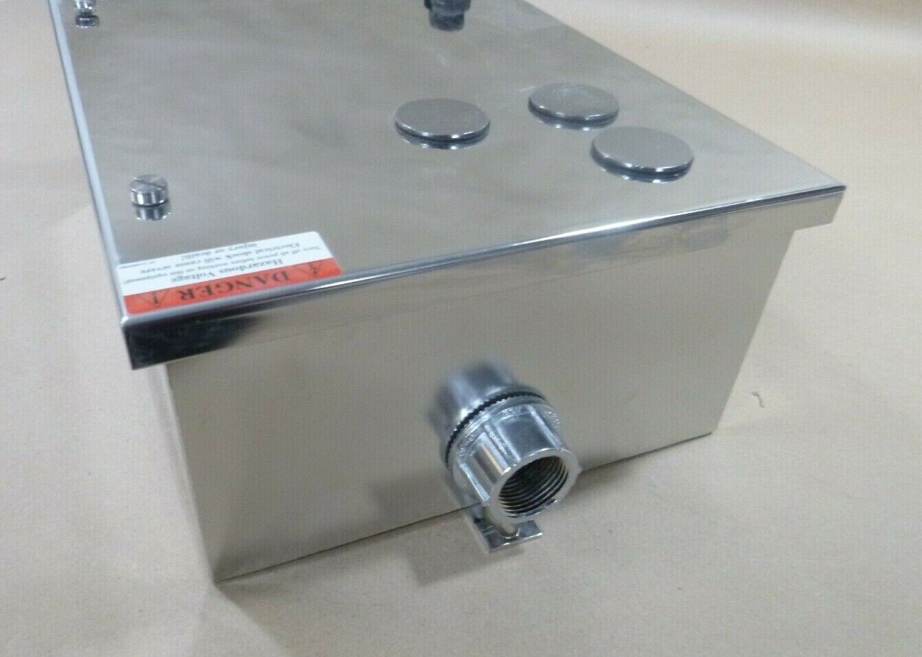 New GE CR309B402 Magnetic Starter Reverser Size 0, 3P 600V 120VAC Coil w/ Nema 4 | Electrical MRO Replacement Parts &amp; Components and Commercial Electrical Supplies Company