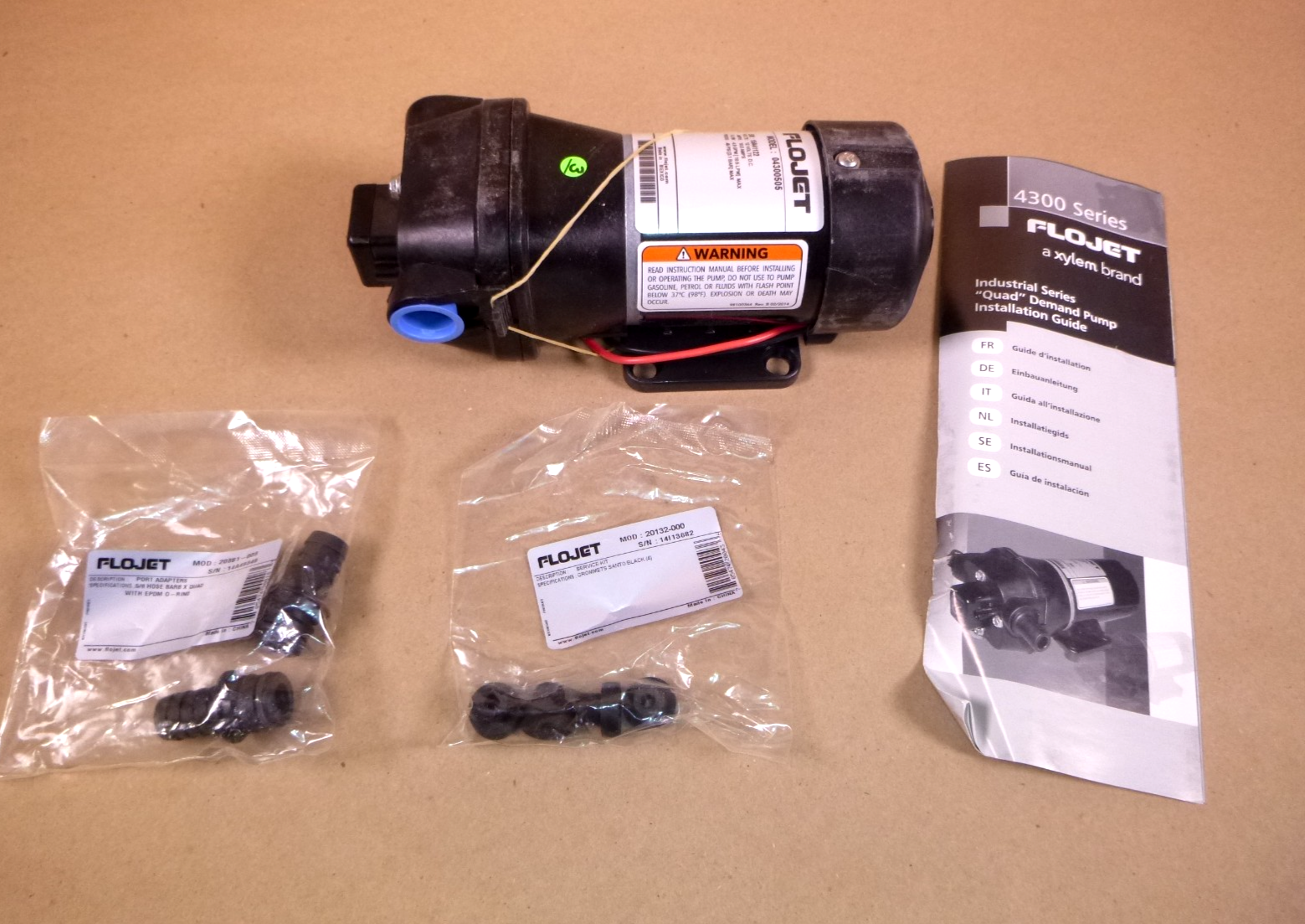 Flojet 04300-505 Self-priming Diaphragm Pump 4.9 GPM 45 PSI 12 Volt 04300505