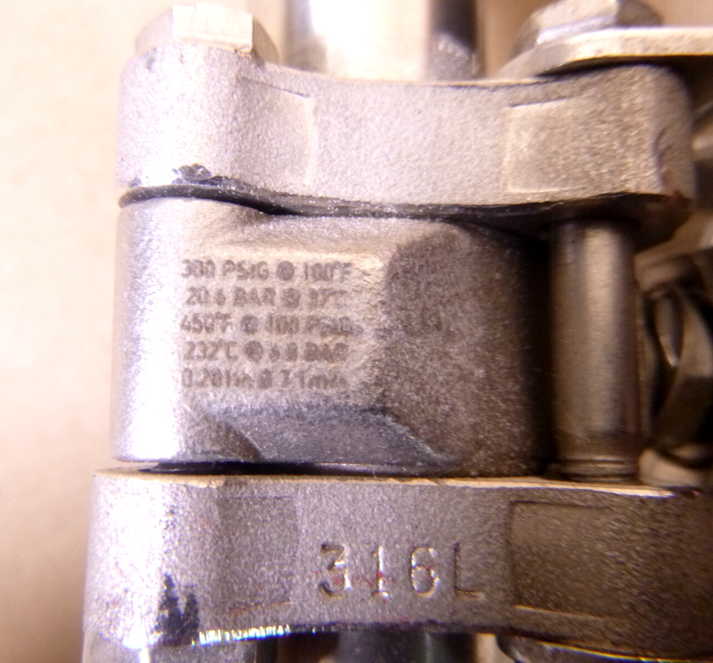 SWAGELOK 133 Series Pneumatic Spring Return Actuator W/ 3/4" Sanitary Valves | Industrial MRO Replacement Parts, Manufacturing Machine Parts & Components, Heavy Equipment Parts Supplier