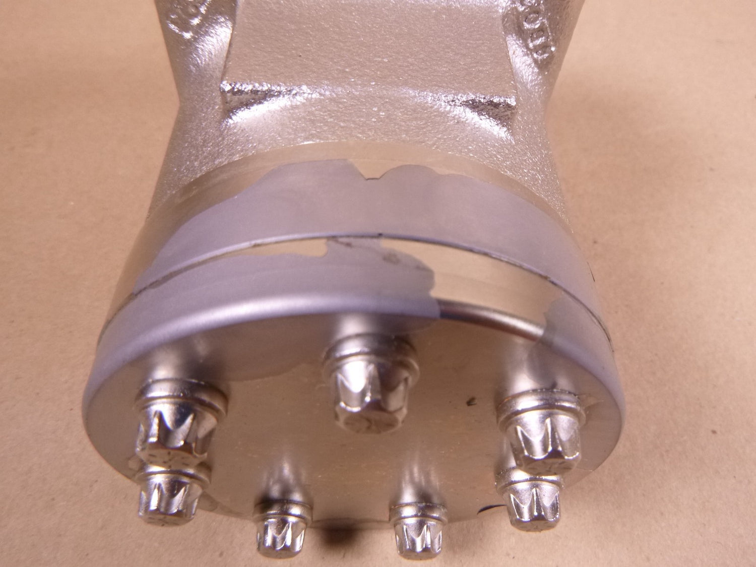 OEM Danfoss 101-1011-009 Hydraulic Motor, H-Series, 1" Shaft, 5.90 in³/r *PAINT CHIPPING* | Industrial Electric Motors, Pumps &amp; Parts