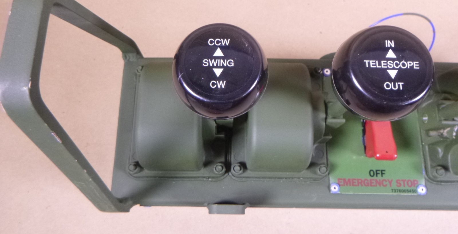 M1089 FMTV Wrecker Remote Switching Control Box , 6110-01-428-6142