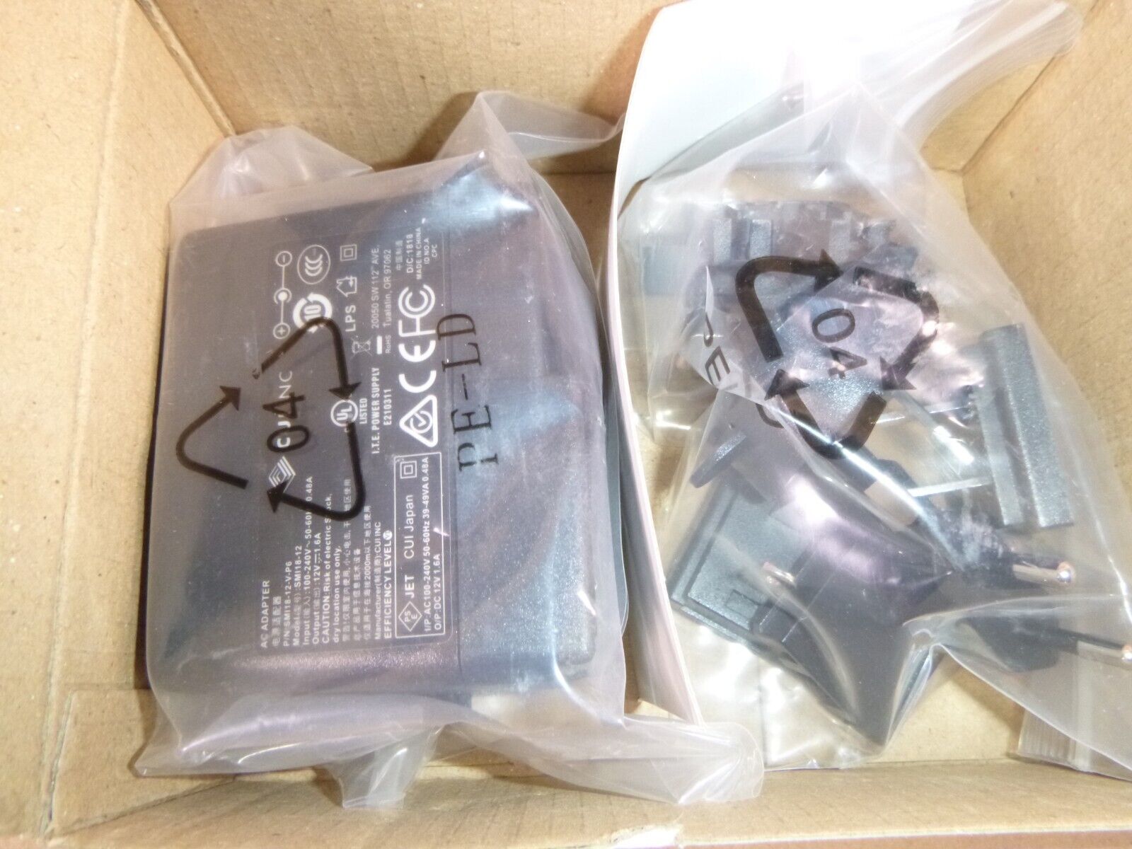 New Grodan GroSens Converter 132251, 12 Vdc W/ Ethernet Cable &amp; Power Cord | Electrical MRO Replacement Parts &amp; Components and Commercial Electrical Supplies Company