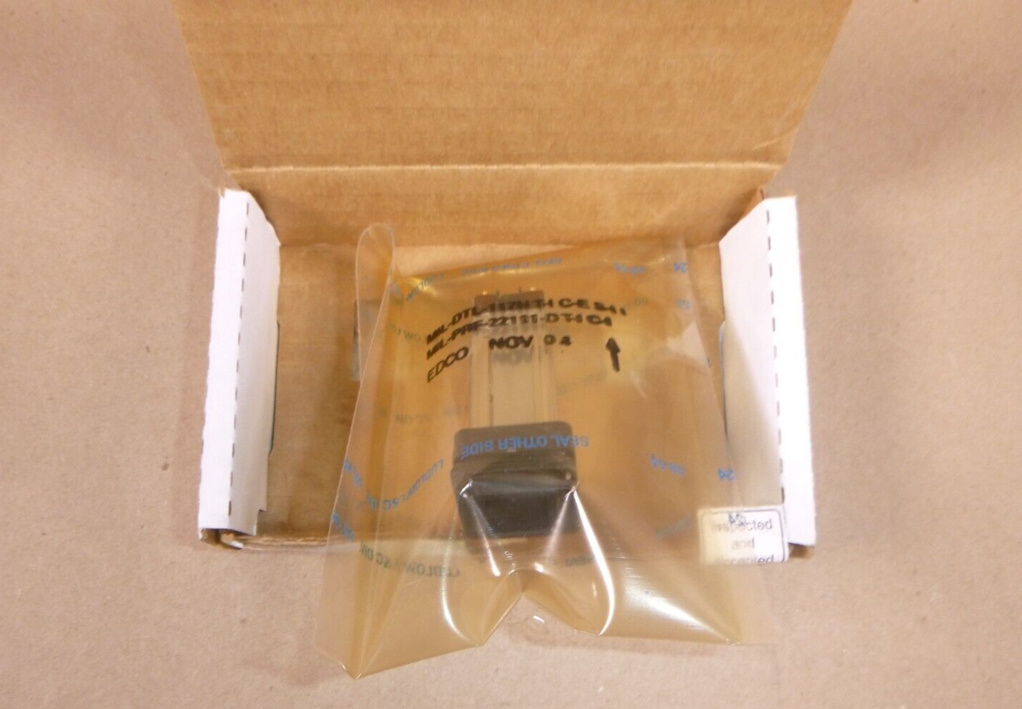 USGI Push Switch 99-452-6KM-24206, 5930-01-351-6141 | Electrical MRO Replacement Parts &amp; Components and Commercial Electrical Supplies Company