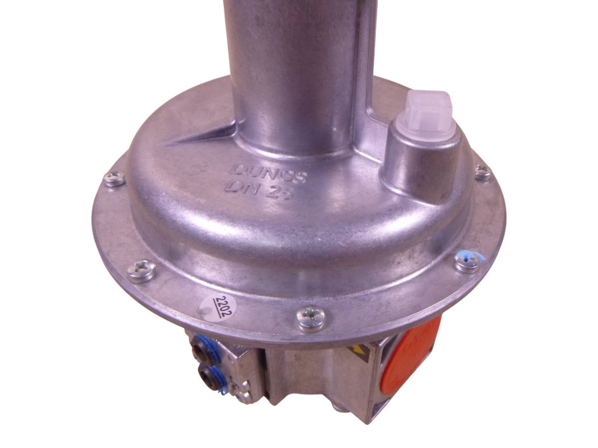 DUNGS FRG 710/6 Gas Pressure Regulator 226460 , 1" NPT, 7PSI , DN25