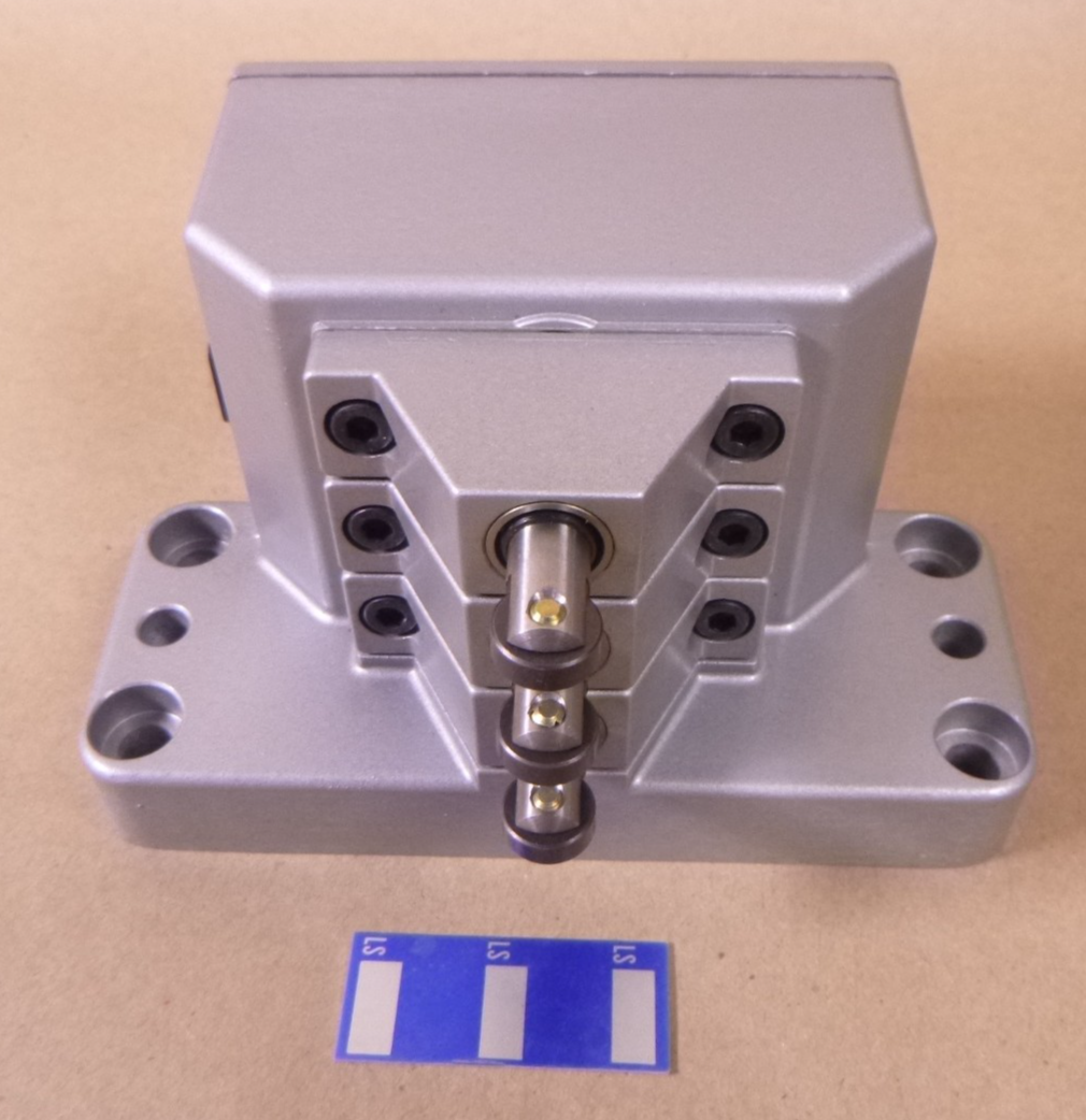 YAMATAKE LDZ-5312 Micro Multi-Plunger Limit Switch 15A , 125 Or 250V | Industrial MRO Replacement Parts, Manufacturing Machine Parts &amp; Components, Heavy Equipment Parts Supplier