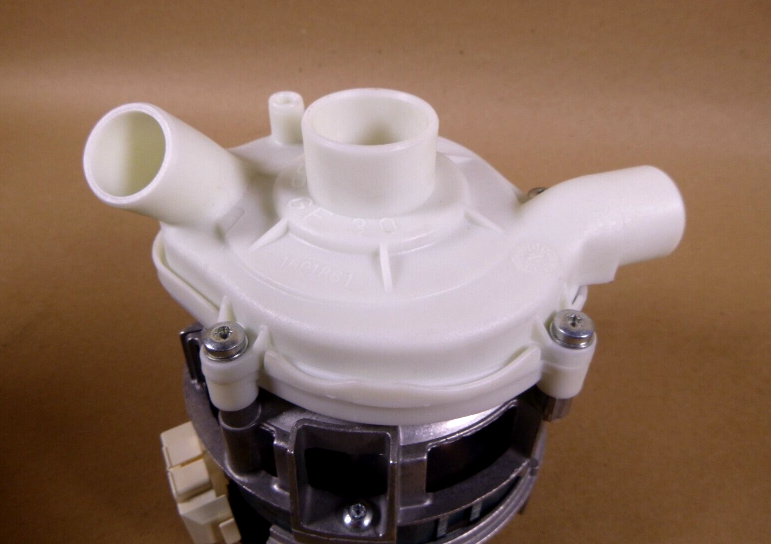 New Miele Circuling Pump 3710421, 220-240 Volt Ac, 50 Hz. | Industrial Electric Motors, Pumps &amp; Parts