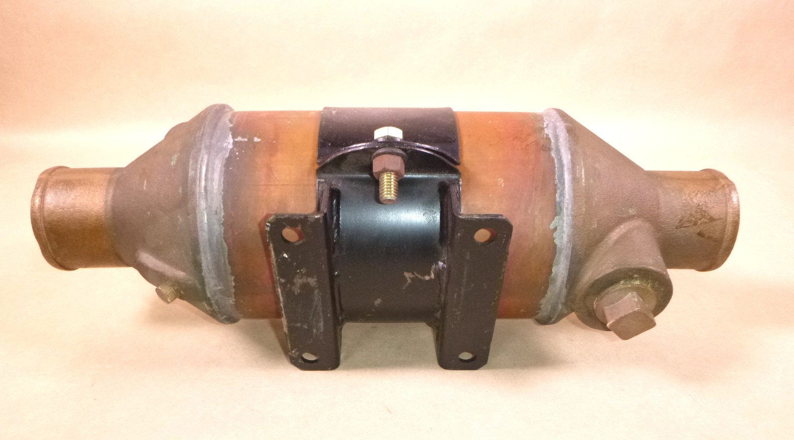 23525273 Detroit Diesel Marine Gear Oil Cooler W/ Mounting Bracket New Old Stock