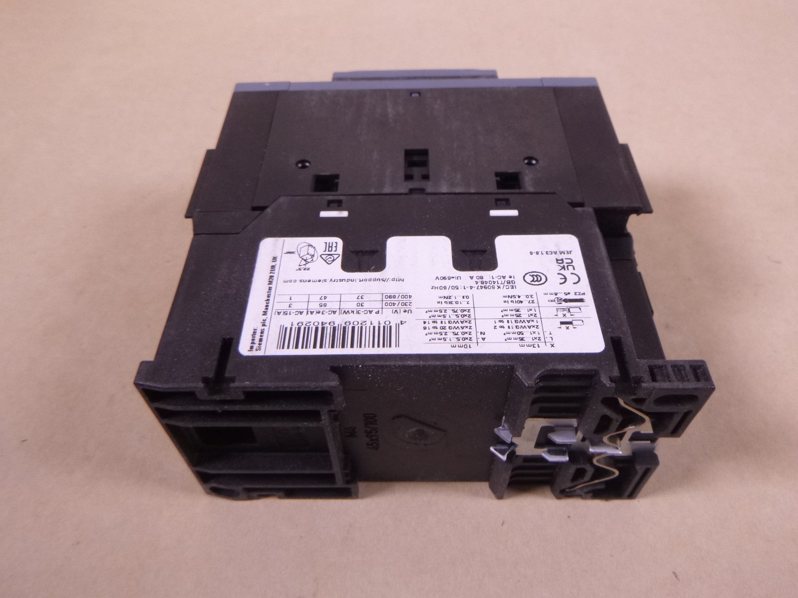 Siemens SIRIUS 3RT2037-1AK60 Contactor 110/120V 50/60Hz , 65A 400V 30kW 1NO 1NC | Electrical MRO Replacement Parts &amp; Components and Commercial Electrical Supplies Company