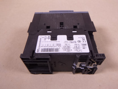 Siemens SIRIUS 3RT2037-1AK60 Contactor 110/120V 50/60Hz , 65A 400V 30kW 1NO 1NC | Electrical MRO Replacement Parts &amp; Components and Commercial Electrical Supplies Company