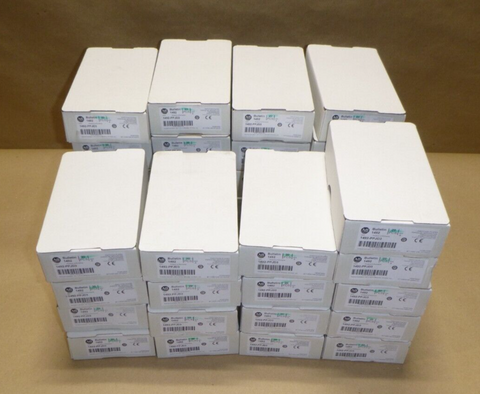 (740 Pcs) New in Box Allen-Bradley 1492-PPJD3 IEC Terminal Block Partition Plate