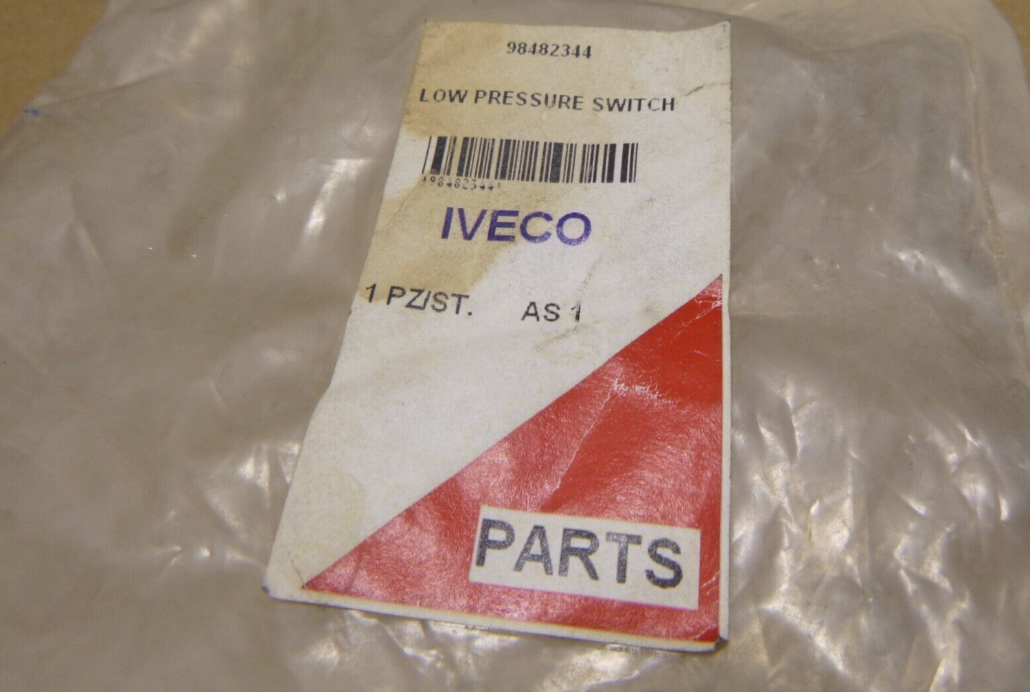 IVECO 98482344 A/C DEHYDRATOR LOW PRESSURE SWITCH 7.74060 TSP0435061 | Replacement Truck Parts, Trailer Accessories, Automobile Supplies, Car Parts &amp; Accessories
