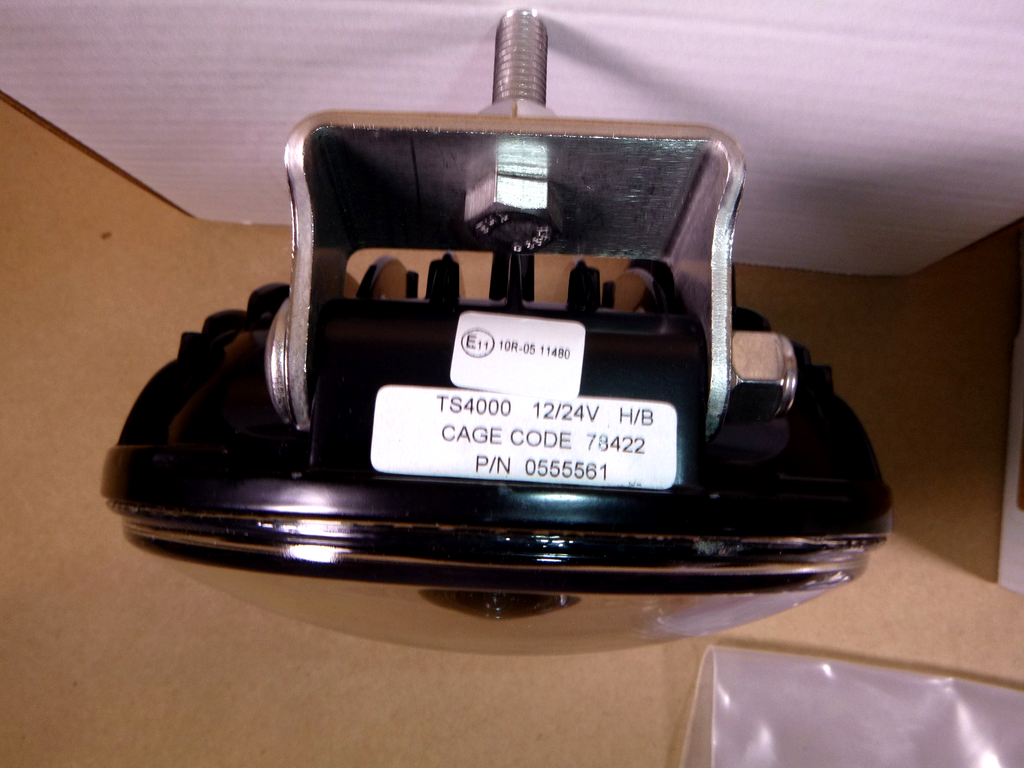 TS4000 JW Speaker 7” Round Off Road Truck Lights 12-24V LED High Beam (1 Pair) | Replacement Truck Parts, Trailer Accessories, Automobile Supplies, Car Parts & Accessories