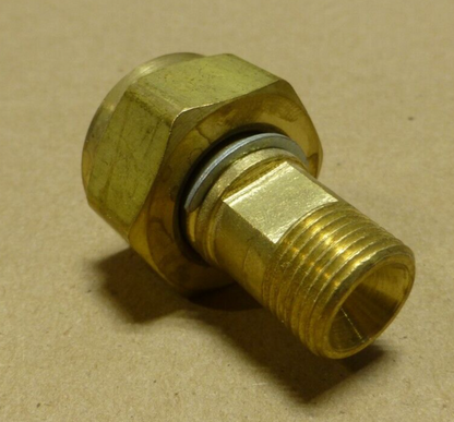 GOSS BRS-365 CYLINDER TO REGULATOR ADAPTER BRASS | Industrial MRO Replacement Parts, Manufacturing Machine Parts &amp; Components, Heavy Equipment Parts Supplier
