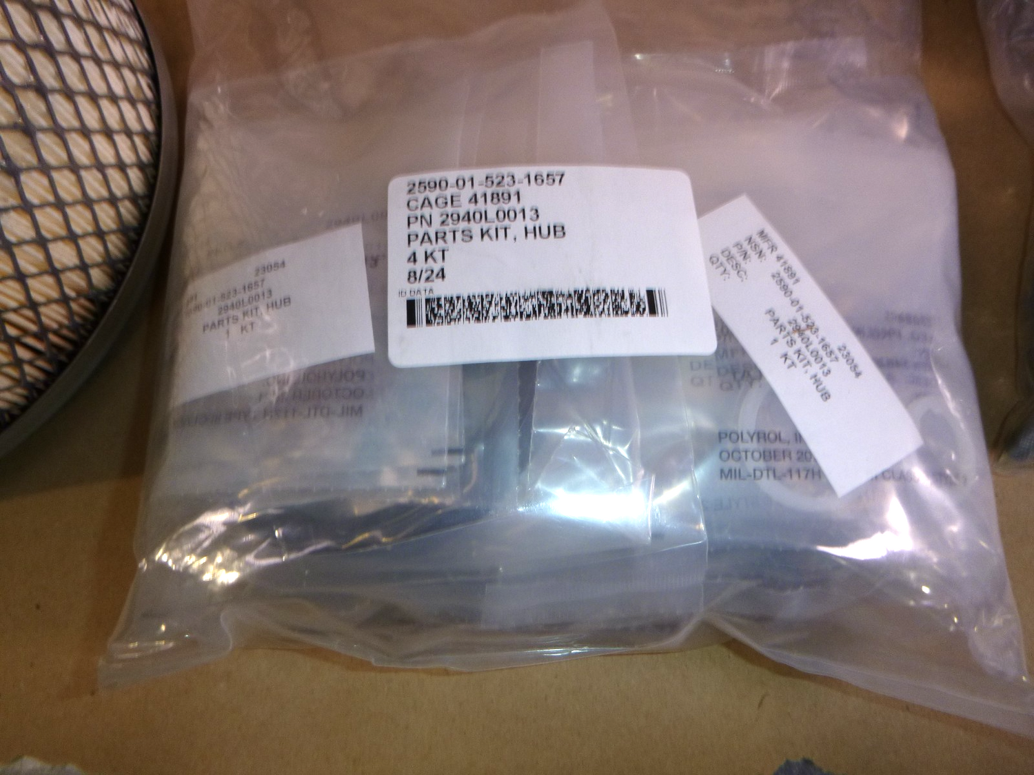 USGI M998 Humvee Filter &amp; Geared Hub Maintenance Kit 2590L0001, 2590-01-530-3471