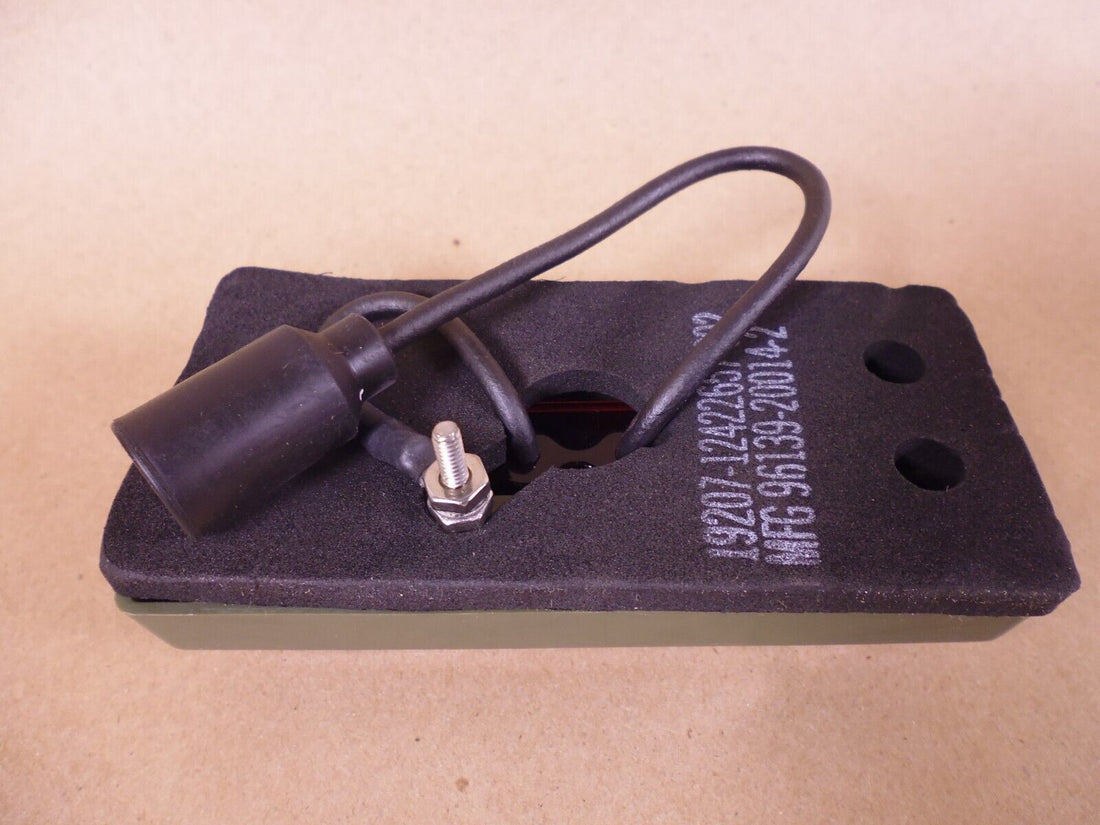 FMTV HMMWV 12422657-002 CLEARANCE MARKER RED LED LIGHT 12-24V 6220-01-516-0454 | Genuine FMTV Replacement Parts, LMTV Parts For Sale and Military Surplus Medium Tactical Vehicle Parts &amp; Components