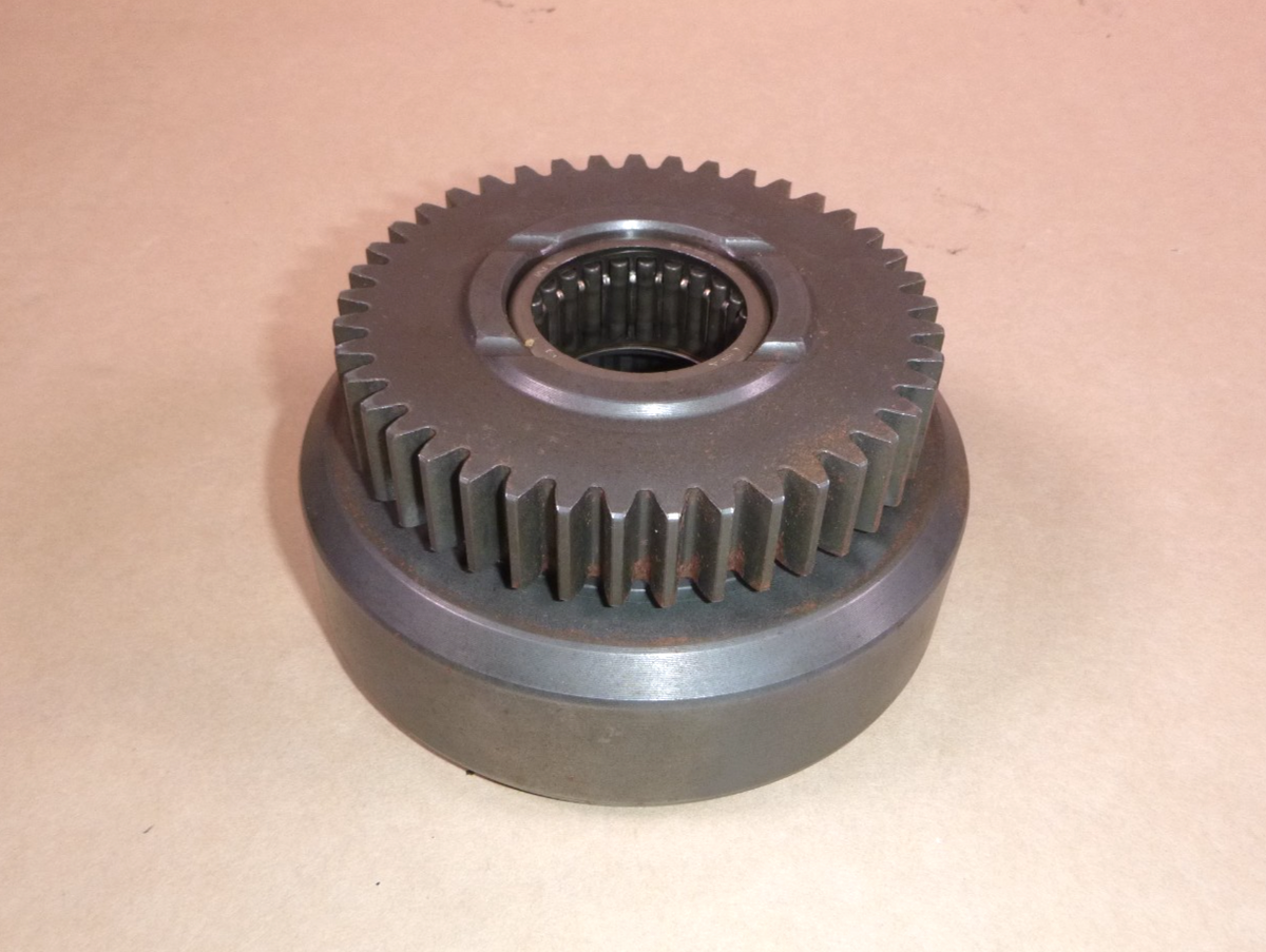 CHELSEA 2P683 Power Take Off (PTO) Output Shaft Gear *Minor Rust* | Industrial Tractor Parts Supplier and Surplus Tractor Parts &amp; Accessories