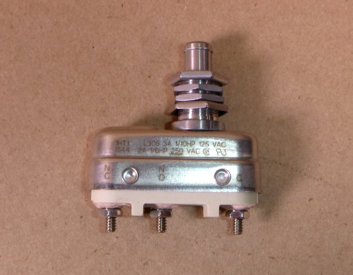 Honeywell 1HT1 Snap Action Switch, NO/NC, SPDT, Plunger, Screw, 3A at 250VAC | Electrical MRO Replacement Parts & Components and Commercial Electrical Supplies Company