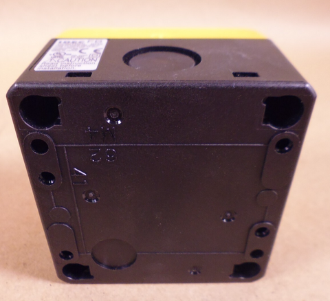 IDEC FB1W-HW4B-Y202-R Emergency Stop Switch Push-Pull | Electrical MRO Replacement Parts & Components and Commercial Electrical Supplies Company