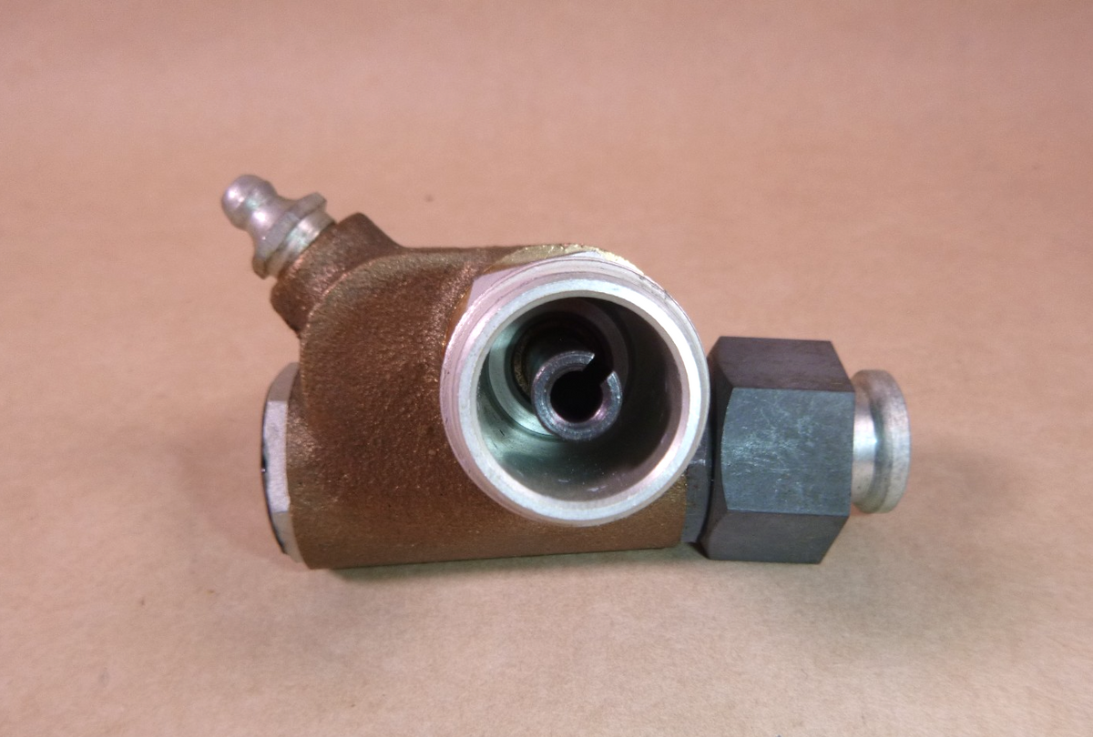 Genuine OEM Detroit Diesel Allison Speedometer-Tachometer Adapter 5102580 | Replacement Truck Parts, Trailer Accessories, Automobile Supplies, Car Parts &amp; Accessories