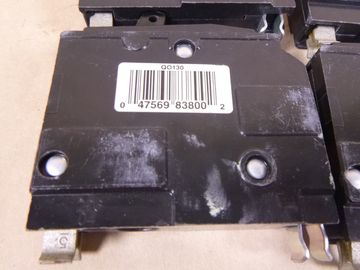 (Lot Of 4) SQUARE D 30A Amp QO130 Plug-On Circuit Breaker 120/240V NOS | Electrical MRO Replacement Parts &amp; Components and Commercial Electrical Supplies Company