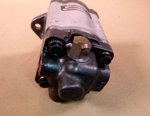 USGI FMTV LMTV M1078 M1080 Power Steering Pump 12414372-001, 2530-01-494-5659 | Genuine FMTV Replacement Parts, LMTV Parts For Sale and Military Surplus Medium Tactical Vehicle Parts & Components