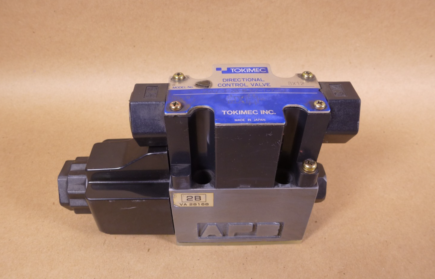 Tokimec DG4V-3-2B-M-P2-T-7-52 Hydraulic Directional Control Valve | Industrial MRO Replacement Parts, Manufacturing Machine Parts &amp; Components, Heavy Equipment Parts Supplier