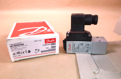 Danfoss MBC 5100 Pressure Switch With Flange 061B000266 -0.2 to 10 bar | Industrial MRO Replacement Parts, Manufacturing Machine Parts &amp; Components, Heavy Equipment Parts Supplier