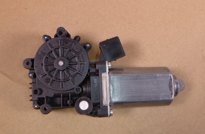 Mercedes Benz OEM Actros MP1 Window Regulator Motor A0058209342 Made in Germany | Replacement Truck Parts, Trailer Accessories, Automobile Supplies, Car Parts &amp; Accessories
