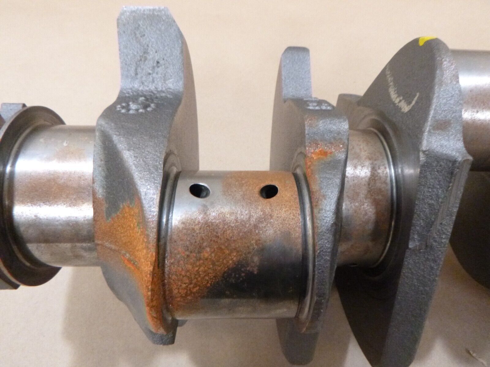 M998 CUCV M1008 M1009 6.2L ENGINE CRANKSHAFT 14024271 5740034, 2815-01-148-9535 | Genuine HMMWV Replacement Parts and Military Surplus Humvee Parts &amp; Accessories