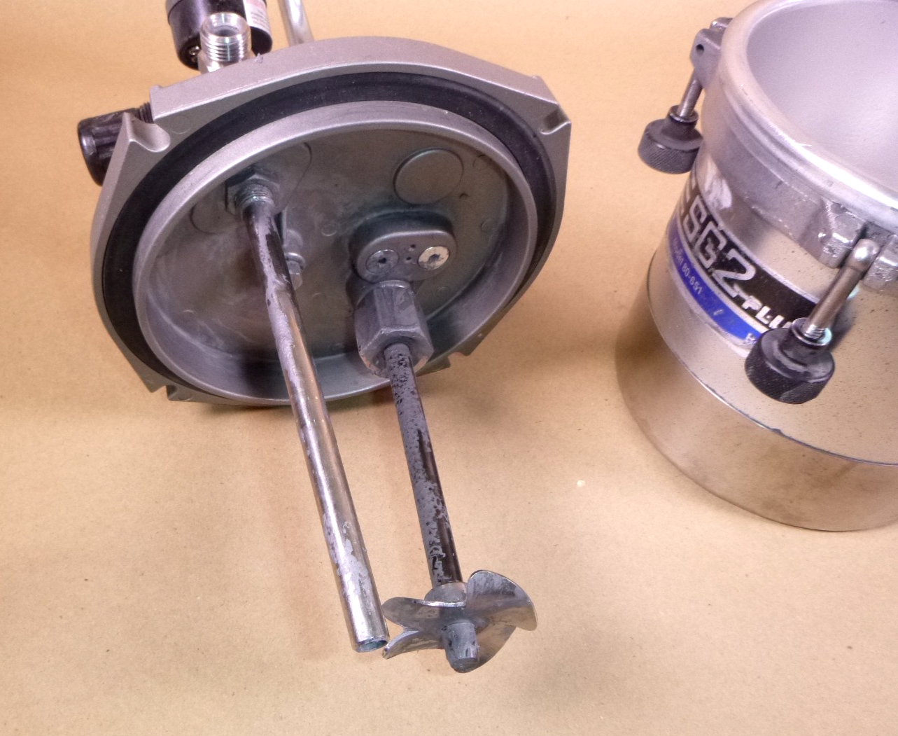 USED Binks SG2 Plus Pressure Cup With Gast Rotary Agitator 2 Quart Model 80-651 | Industrial MRO Replacement Parts, Manufacturing Machine Parts &amp; Components, Heavy Equipment Parts Supplier