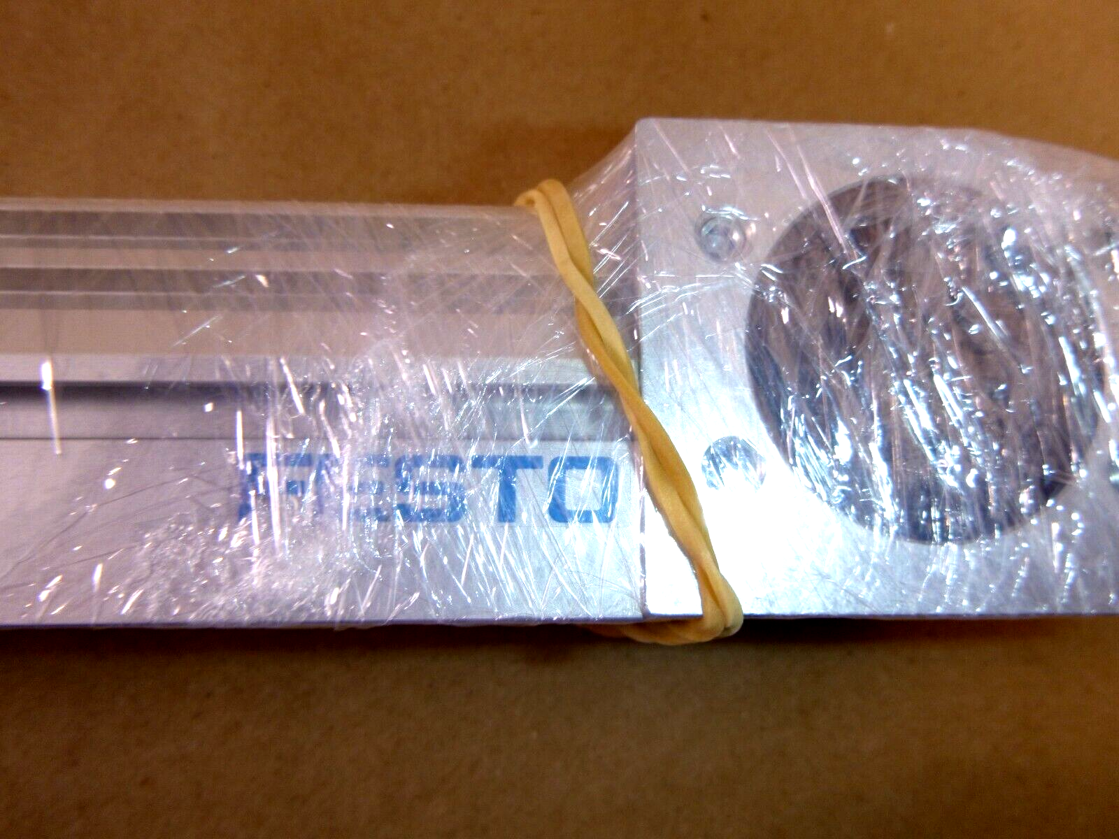 New FESTO Belt Driven Linear Actuator ELGA-TB-KF-70-350-0H, 350mm, 8024914 | Industrial MRO Replacement Parts, Manufacturing Machine Parts &amp; Components, Heavy Equipment Parts Supplier