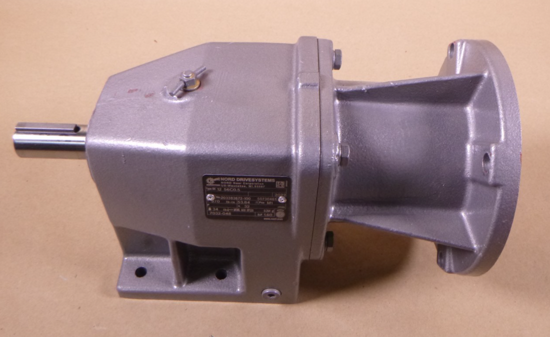 SK 12 56C0.5 Nord Gear Reducer 970 lb in, 53.84:1 Ratio, 32RPM, 1" Output Shaft | Industrial Electric Motors, Pumps &amp; Parts