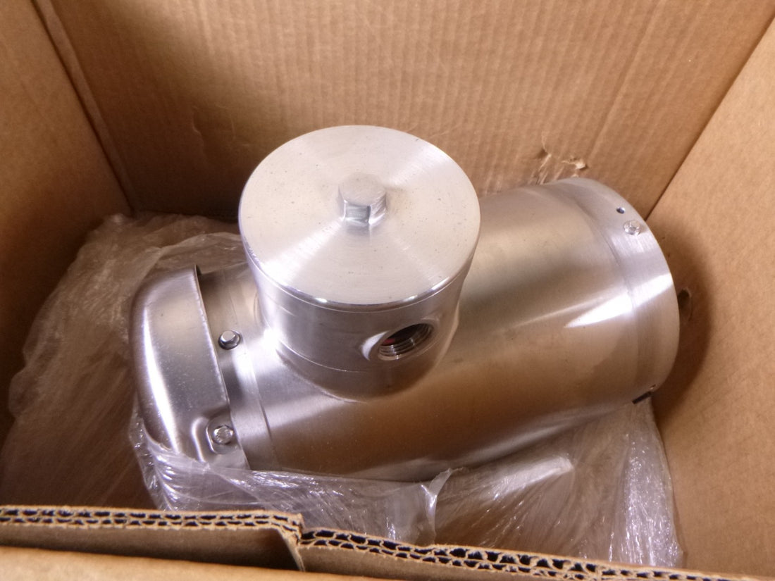 Baldor 1.5HP 1760RPM Stainless SUPER-E Washdown Duty Motor 3PH , VFSWDM3554T-E *MISSING TWO SCREWS* | Industrial Electric Motors, Pumps &amp; Parts