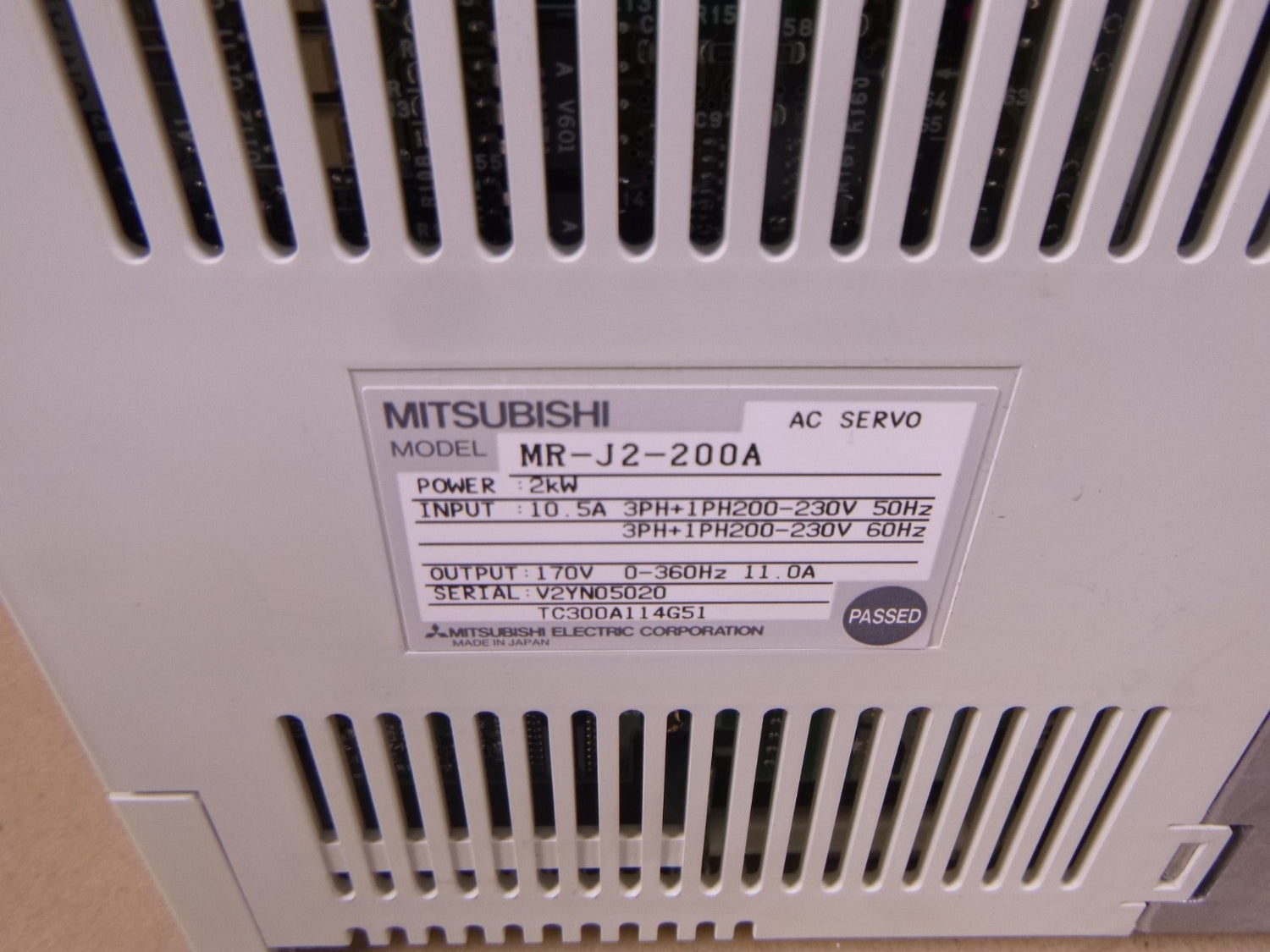Mitsubishi MR-J2-200A Servo Drive , 2kW , 10.5A