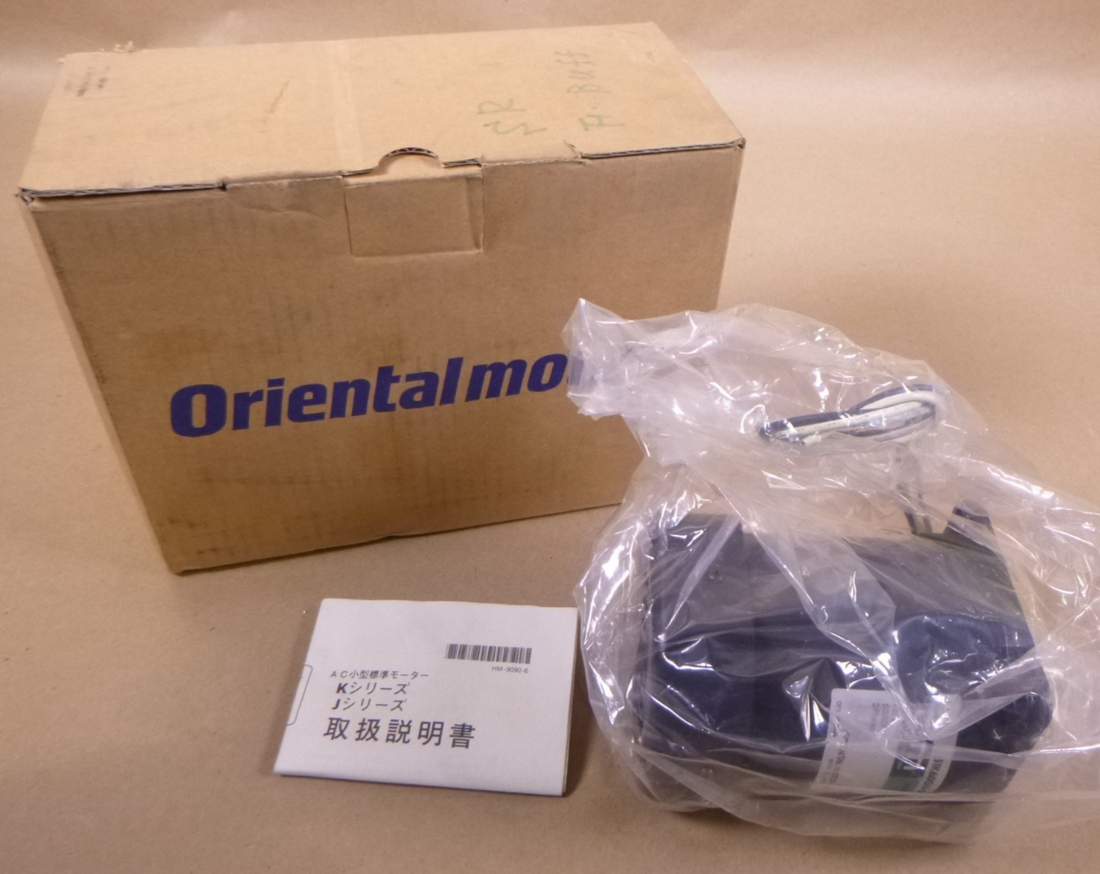 NEW Oriental Motor 5IK60GU-SF Induction Motor 60W 200/220V 50/60HZ 3PH