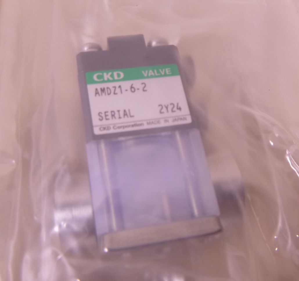 New CKD AMDZ1-6-2-1 Pneumatic Valve