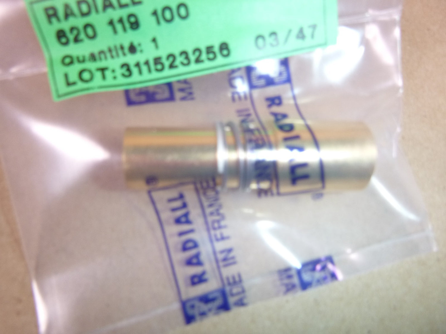 620119100 RADIALL Size 1 (T CAS) Socket Coaxial Contact For RG225RG393 Cable | Electrical MRO Replacement Parts &amp; Components and Commercial Electrical Supplies Company