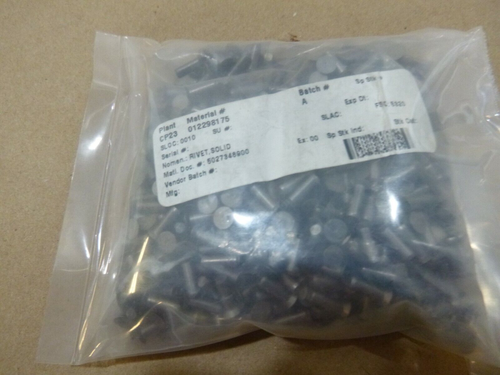 1/8" x 3/8" Titaniun Alloy Aircraft Solid Rivets Cherry Max CSR902B-4-6 (1 Lb) | Industrial Replacement Nuts &amp; Bolts Distributor and Machinery Screws &amp; Fasteners Supply