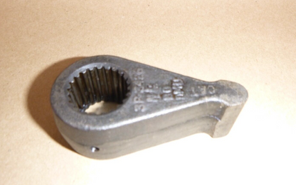 New Genuine OEM Caterpillar Lever 3P-3426, 12G 160G 140G 130G 120G 14H 14G 16H | Industrial Tractor Parts Supplier and Surplus Tractor Parts &amp; Accessories