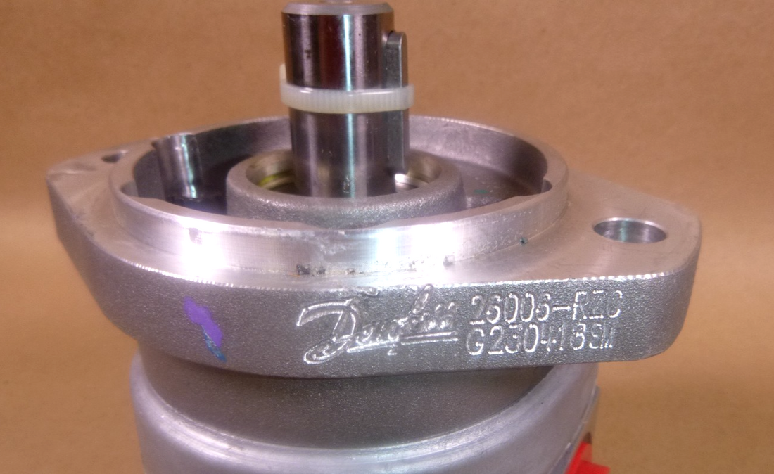26006-RZC Danfoss Series 26 Aluminum Gear Pump 2-Bolt SAE A Mount | Industrial Electric Motors, Pumps &amp; Parts