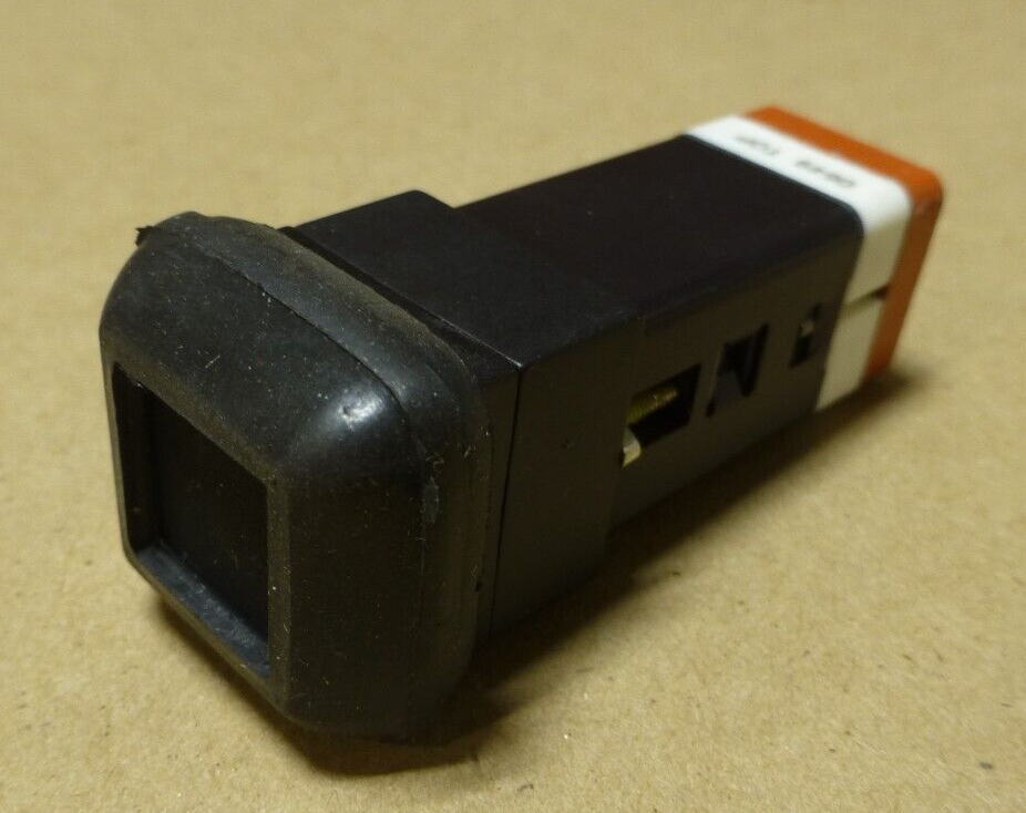 Staco Switch A3204105-11 Indicator Assembly AN/TPQ-36(V)8 , 5895-01-432-5073 | Electrical MRO Replacement Parts &amp; Components and Commercial Electrical Supplies Company