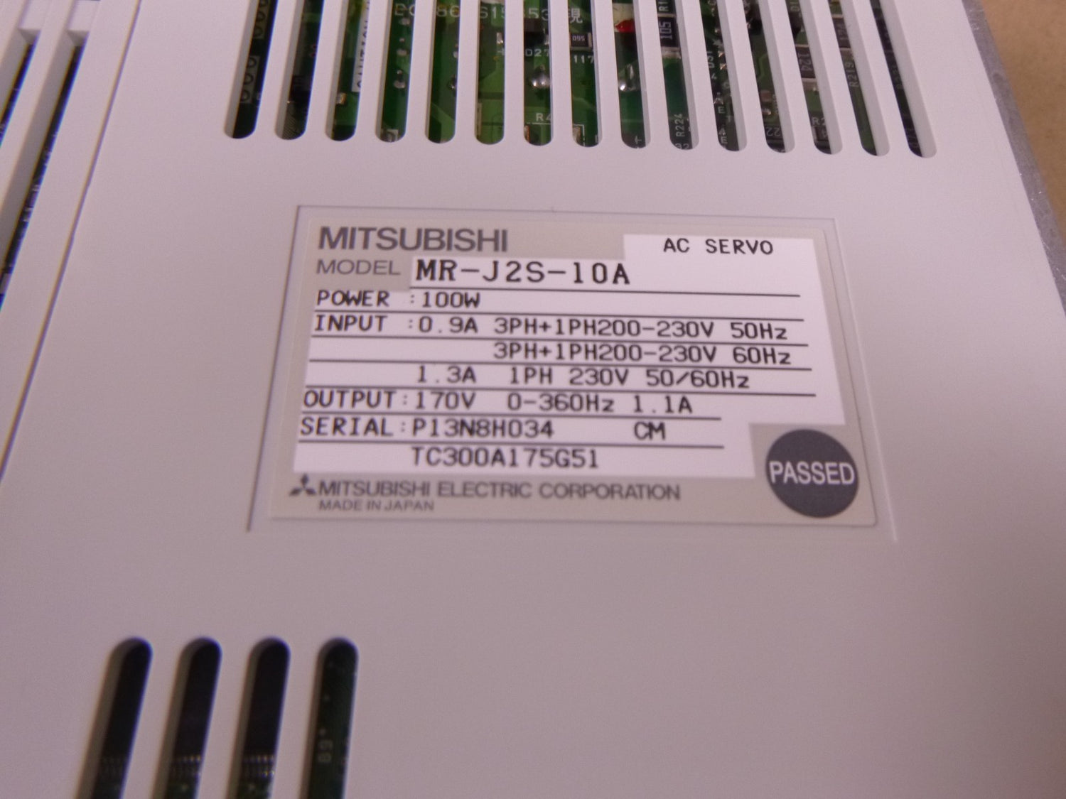 Mitsubishi MR-J2S-10A Servo Drive MRJ2S10A 100W 200-230V
