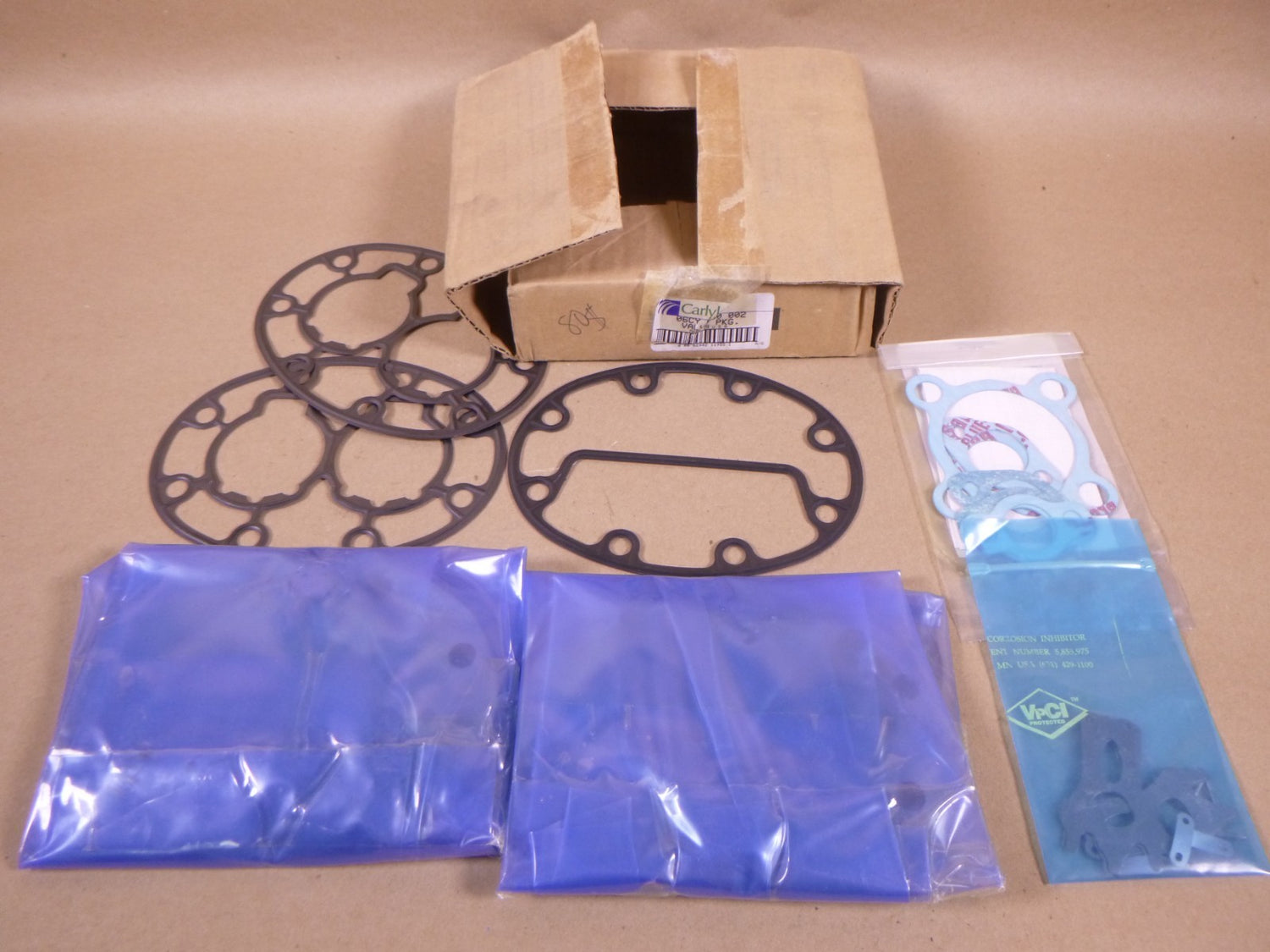Carlyle 06CY-660-002 06CC Compressor Retrofit Valve Plate Kit 06CY660002 *MISSING ONE GASKET* | Industrial MRO Replacement Parts, Manufacturing Machine Parts &amp; Components, Heavy Equipment Parts Supplier