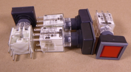 Schlegel ATL VDE 0630 Momentary Red Push Button Switch T55 250V (Lot Of 4) | Electrical MRO Replacement Parts &amp; Components and Commercial Electrical Supplies Company